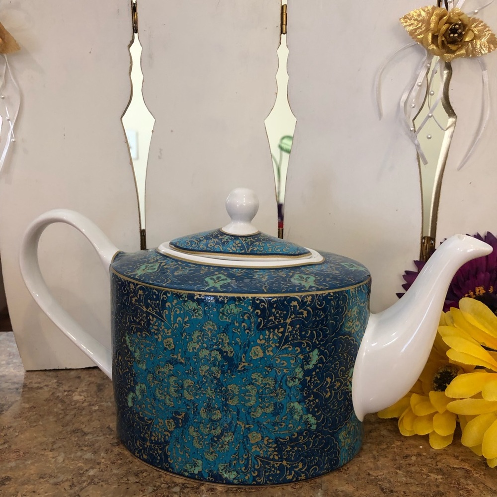 222 FIFTH PTS International Eva Opulent Blue Fine China Teapot Mint Condition